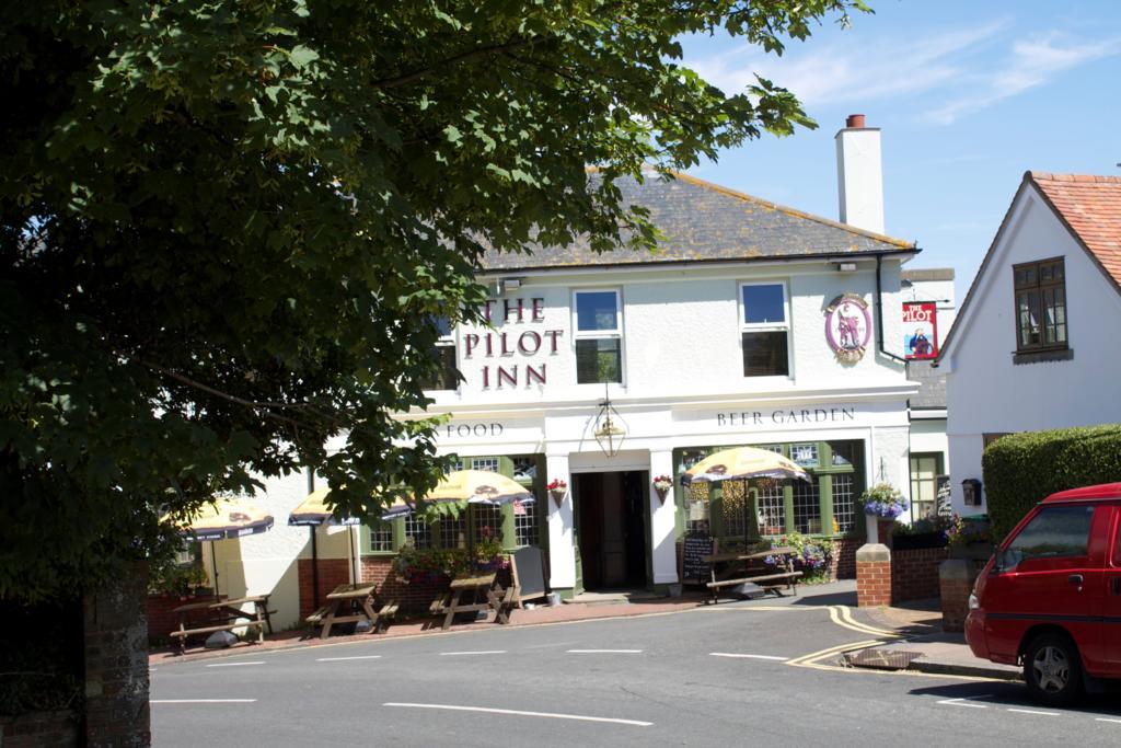 The Pilot Inn Ήστμπορν Εξωτερικό φωτογραφία